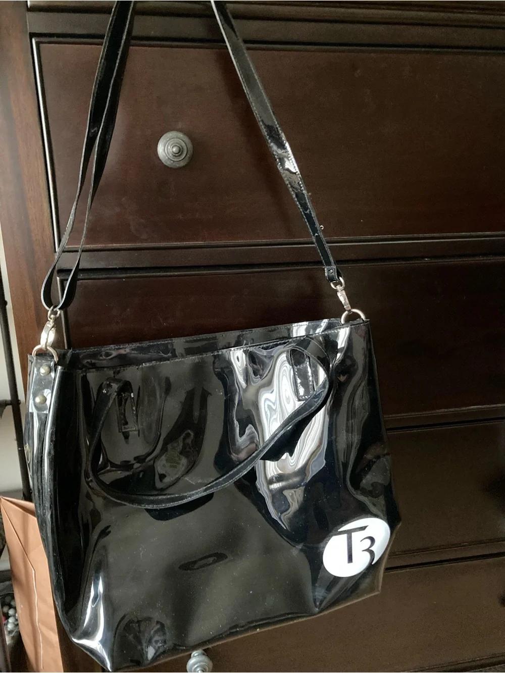 T3 curling iron with carring bag and 4 clips